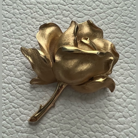 Crown Trifari Jewelry - Elegant Gold Rose Brooch